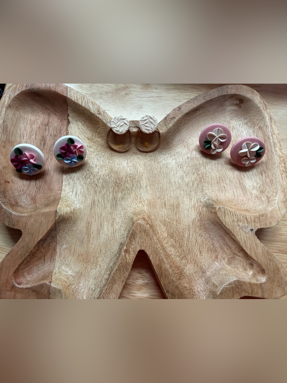 Handmade Floral Polymer Clay and Amber Hoop Earrings - White and Amber
